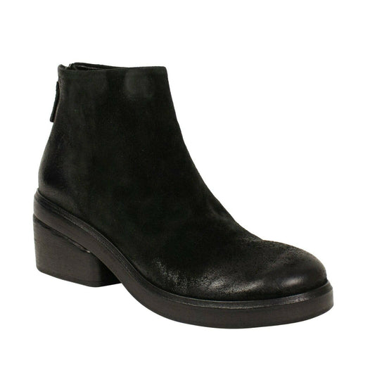 Marsell 'Bo Ceppo' Distressed Leather Ankle Boots - Black