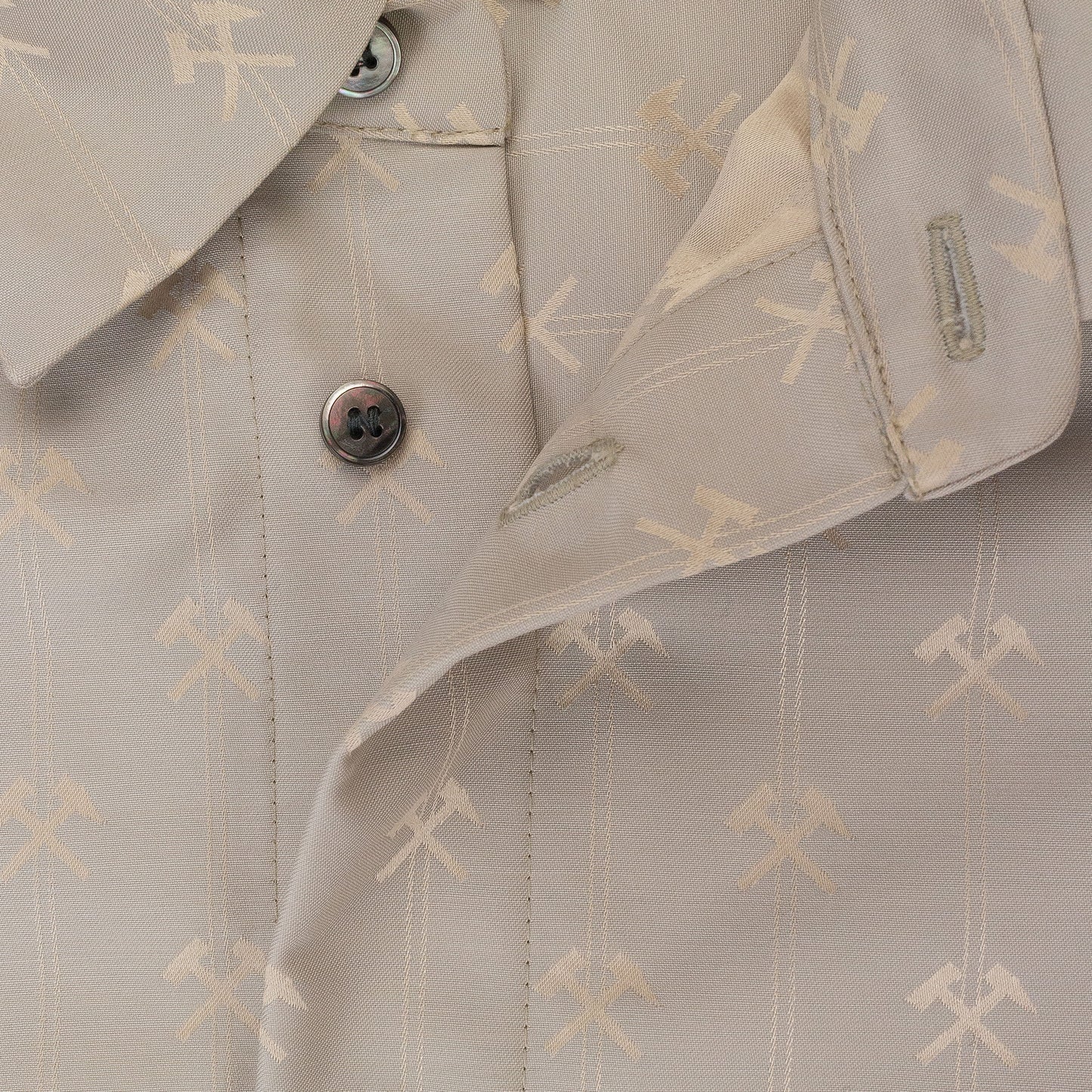 POINTED COLLAR IN HAMMER JACQUARD BEIGE BUTTON-DOWN SHIRT