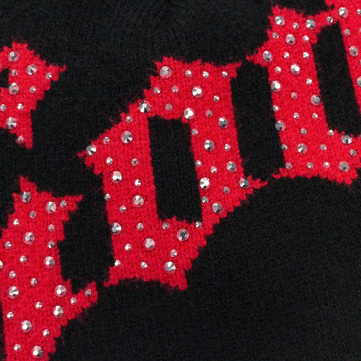 OG LOGO STUDDED BLACK, RED BEANIE