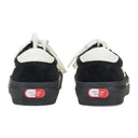 BLACK/WHITE LOW TOP SNEAKERS