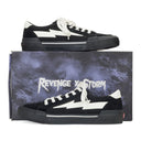 BLACK/WHITE LOW TOP SNEAKERS